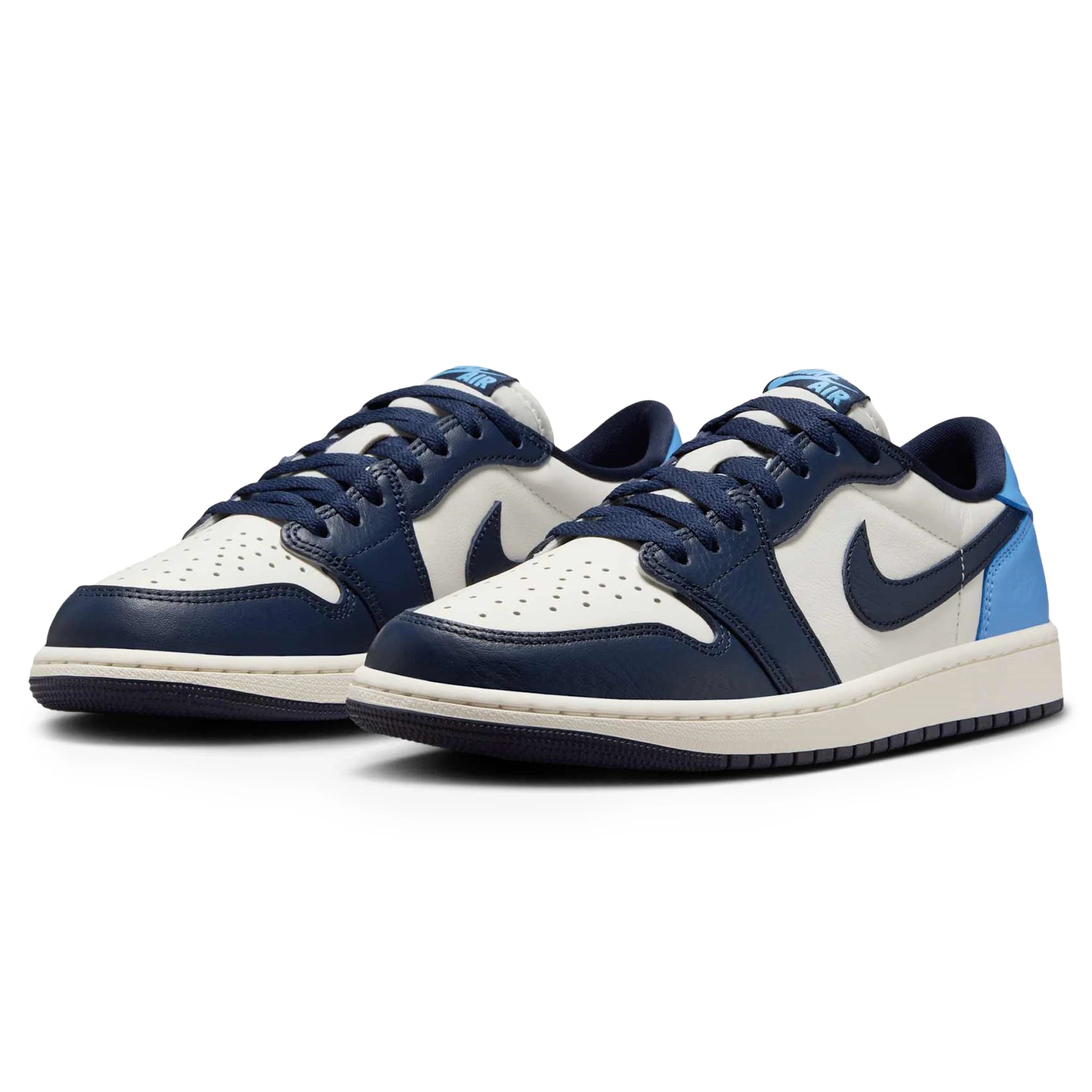 Front side view of Air Jordan 1 Low OG Obsidian UNC CZ0790-400